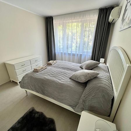 Excellent Location ! General Gurko Apartment Софія Екстер'єр фото